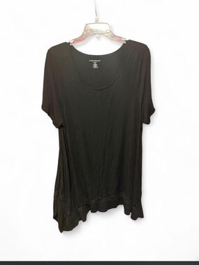 Lane Bryant black lace hem tunic in a women's plus size 18/20